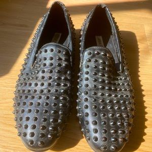 Steve Madden "Jagggrr" Studded Loafers, size 10